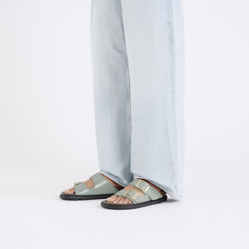 Arizona Droplet Buckle Natural Leather Patent